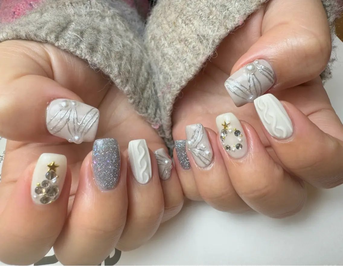 ネイル フラッシュネイル 冬ネイル クリスマス 白日-hakubi nail-のネイルデザイン