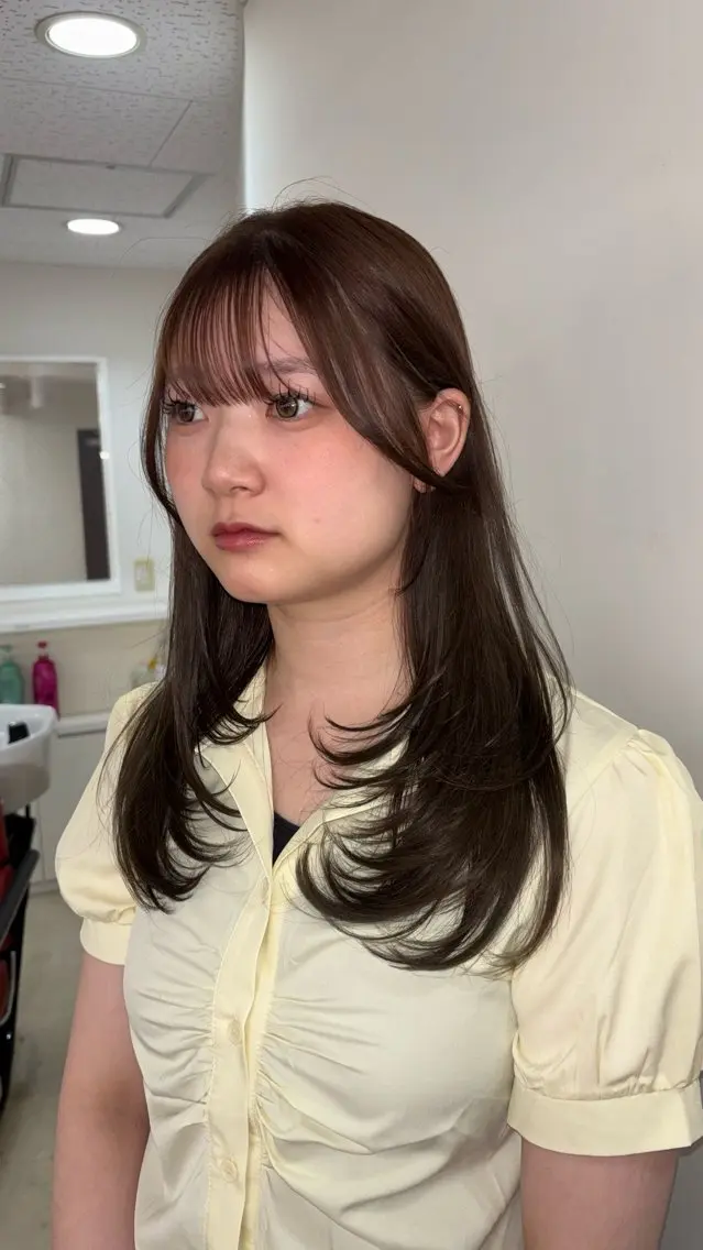 セミロング miyon/ RINOA🇰🇷のヘアスタイル