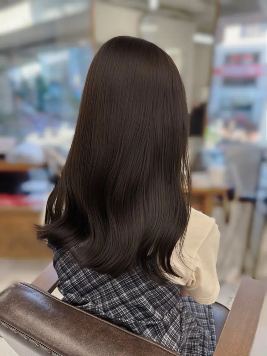 ロング カット ヘアカラー トリートメント 曽根 玲奈のヘアスタイル