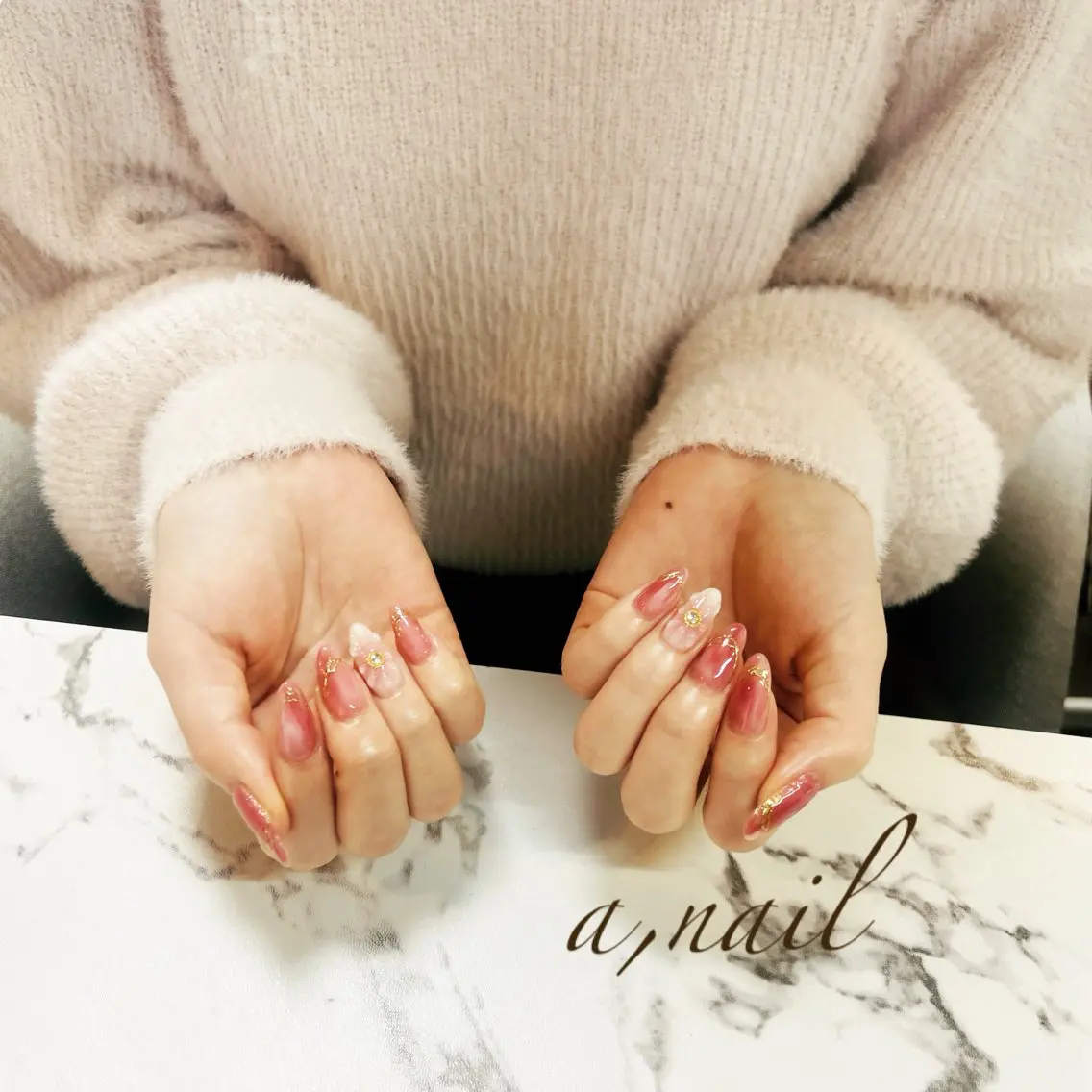 ネイル フラワーネイル ジェルネイル キラキラネイル ミラーネイル ニュアンスネイル ハンドネイル ネイルサロン エーネイルのネイルデザイン