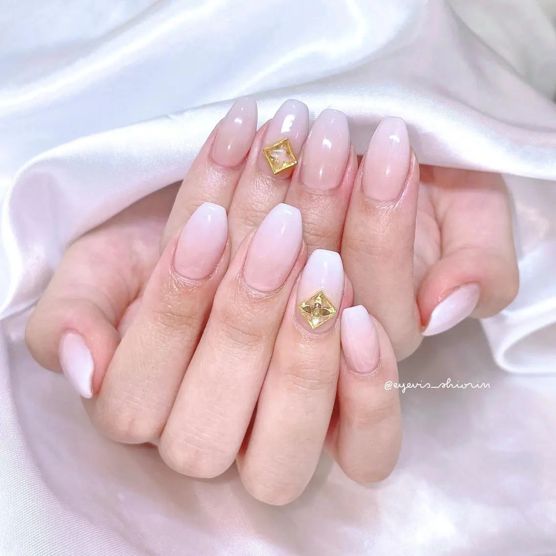 ネイル 持ち込み ROWnail Shioneのネイルデザイン