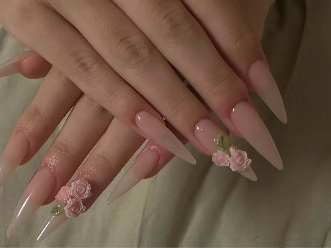 ネイル ハンドネイル Luna Nailsのネイルデザイン