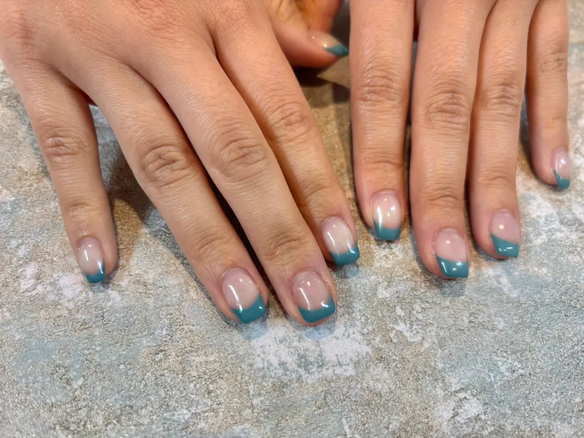 ネイル フレンチネイル AXSIA NAILのネイルデザイン