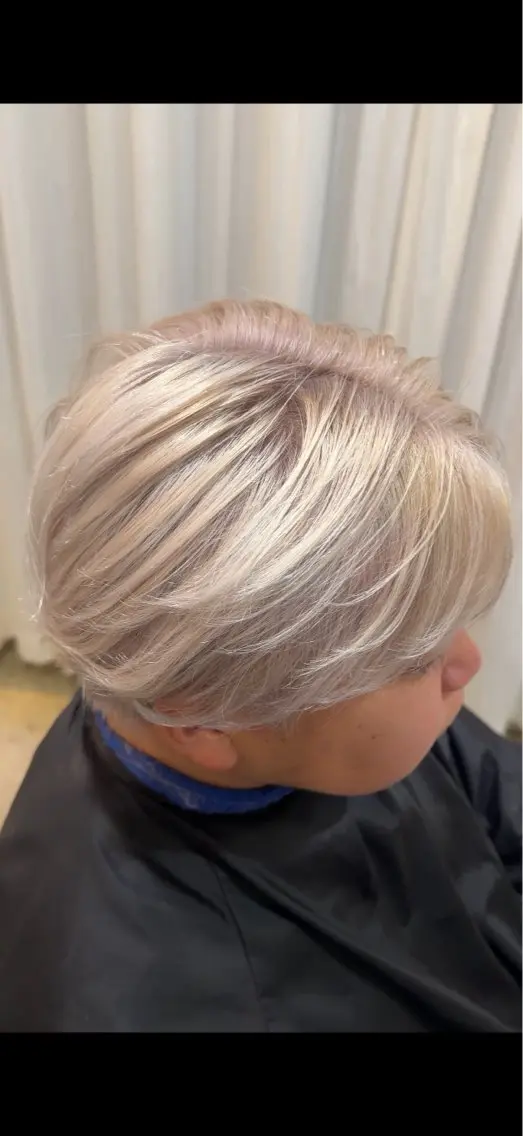 カラー 小田部 寛太のヘアスタイル
