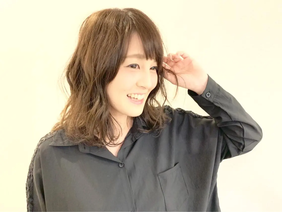 ミディアム カラー パーマ カット ヘアカラー m ā l o. マァロのヘアスタイル