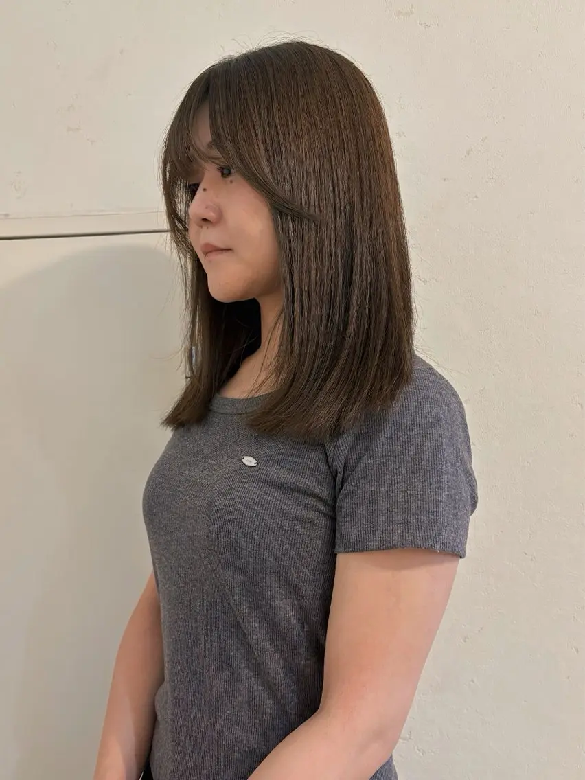 ミディアム カラー パーマ レイヤーカット カット ヘアカラー トリートメント 大阪/梅田すぐ /パーマ落とし専門店のヘアスタイル