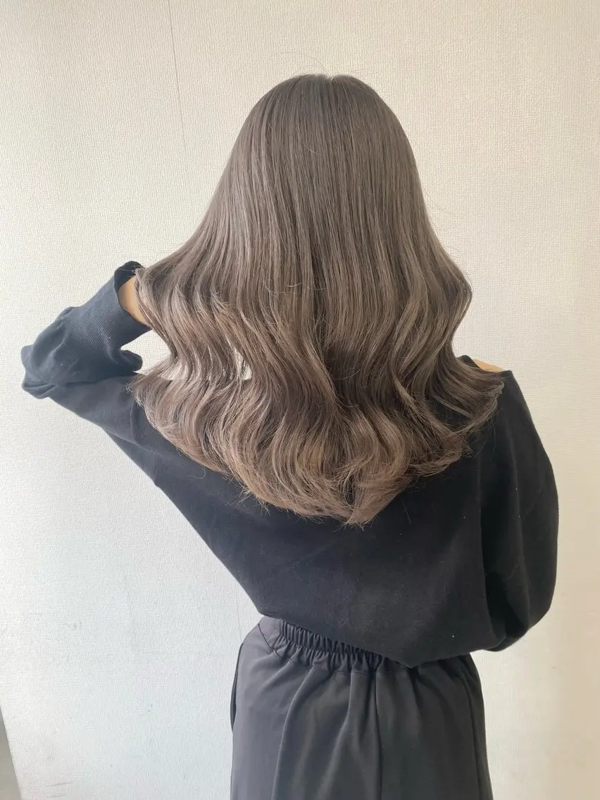 セミロング カットモデル急募🌈 技術責任者久保のヘアスタイル