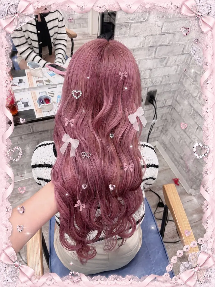 ロング カラー みはね🎀໒꒱ ヘアメ/ハイトーンのヘアスタイル