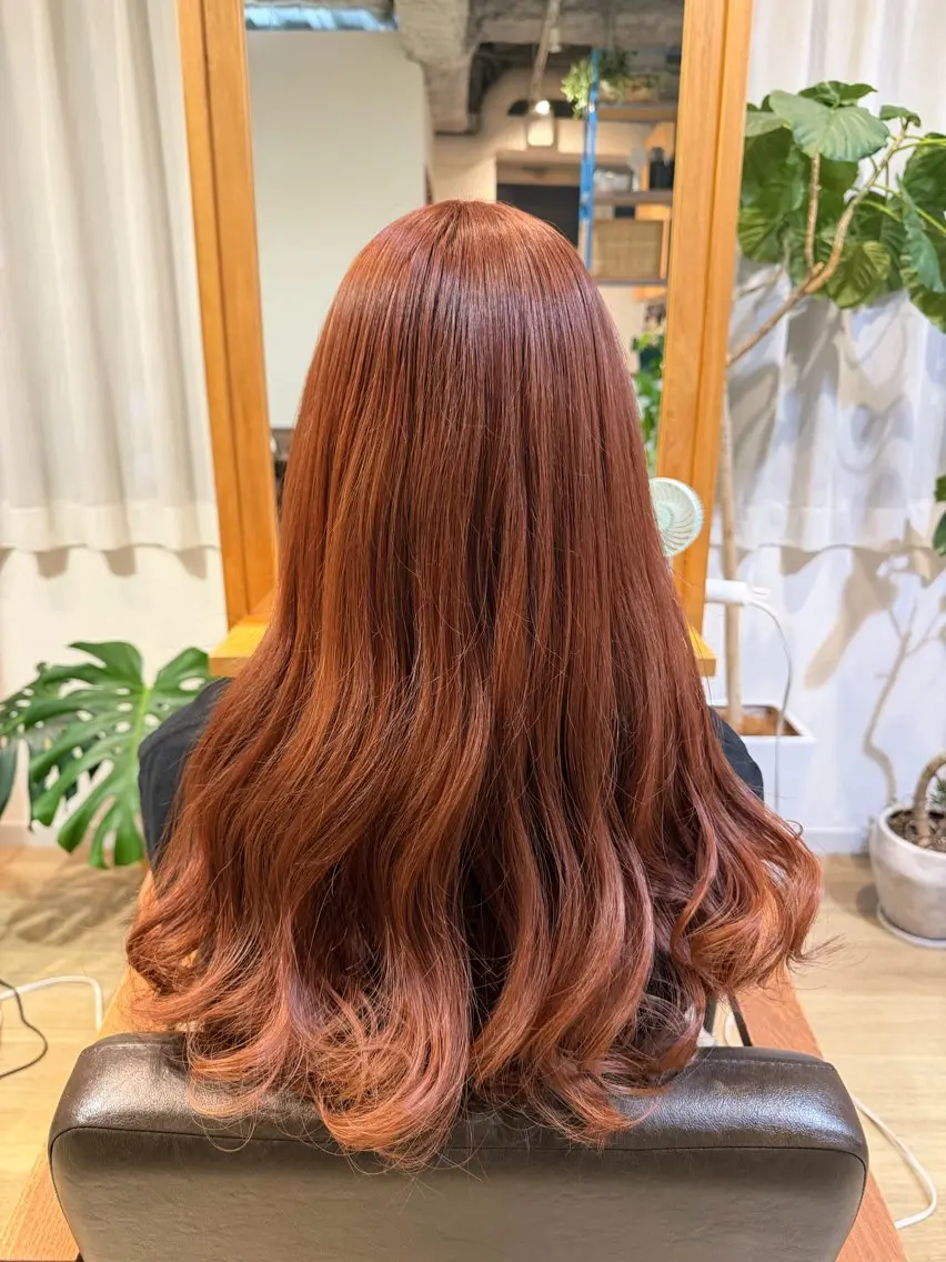 ロング ヘアカラー RENA｜透明感 カラー×癒しスパのヘアスタイル