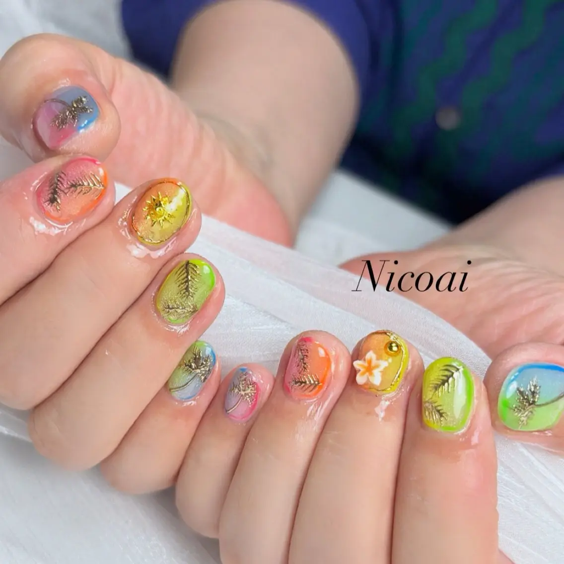 ネイル マグネットネイル 夏ネイル NailSalon Nicoaiのネイルデザイン