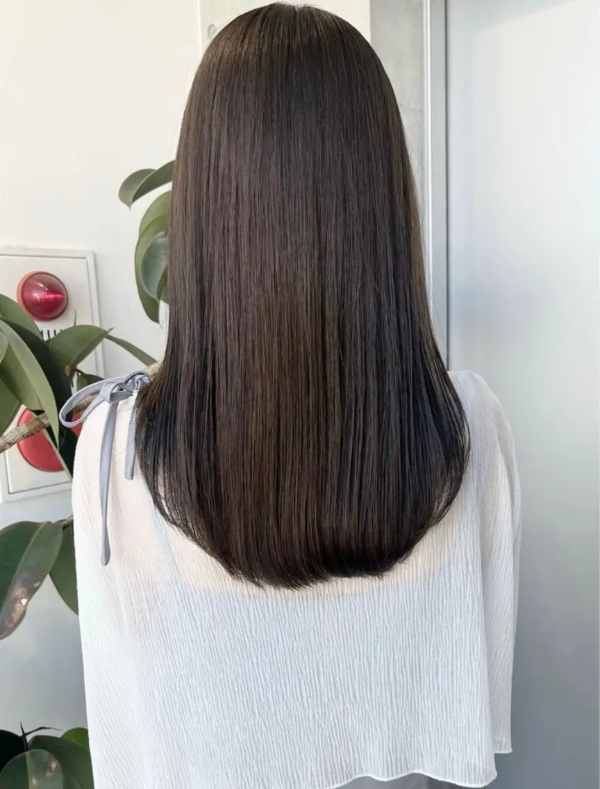 ミディアム カラー パーマ ヘアアレンジ ヘアカラー トリートメント 透明感/オリーブ/ グレージュ/YUKAのヘアスタイル
