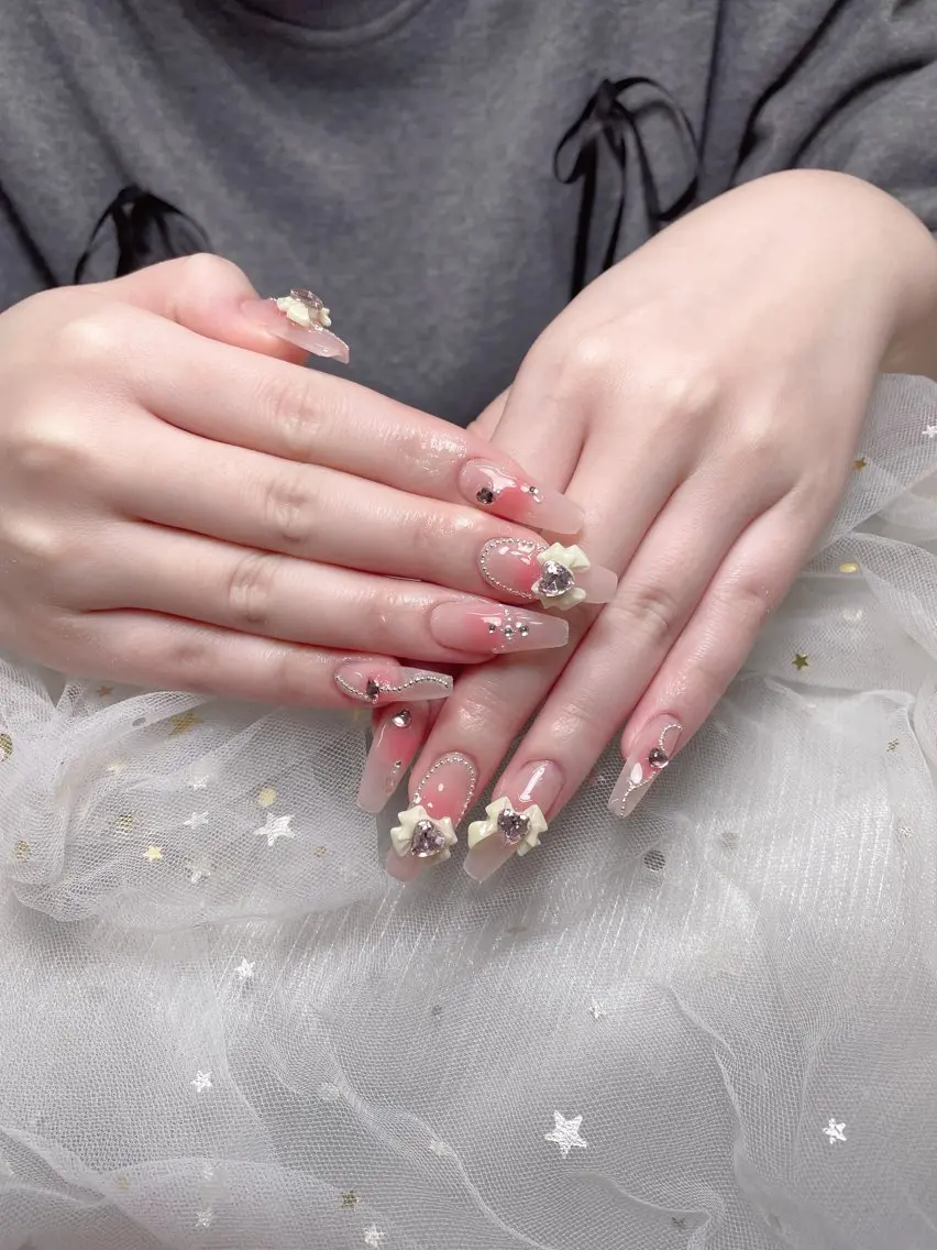 ネイル ENsalon Takareiのネイルデザイン