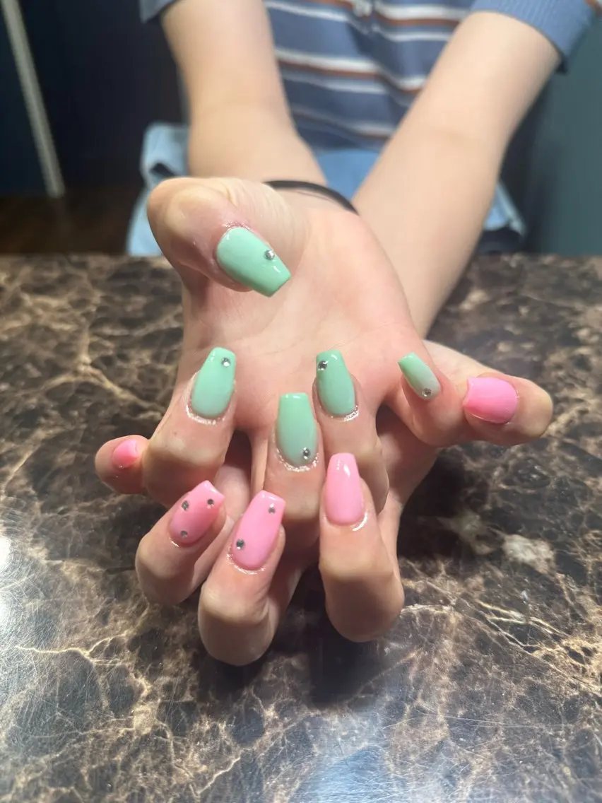 ネイル ハンドネイル IROHA NAIL 美優のネイルデザイン