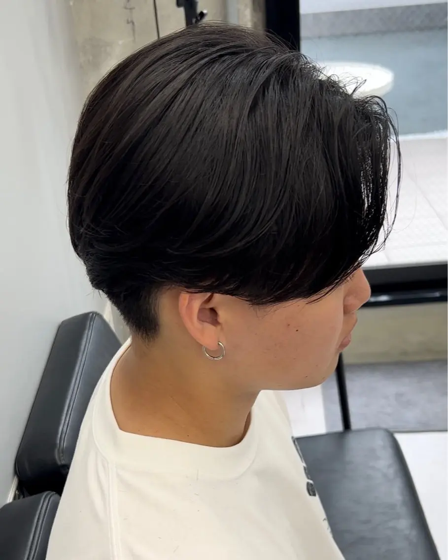 ショート メンズ 曲がる縮毛矯正 LIBER 　岩名のヘアスタイル