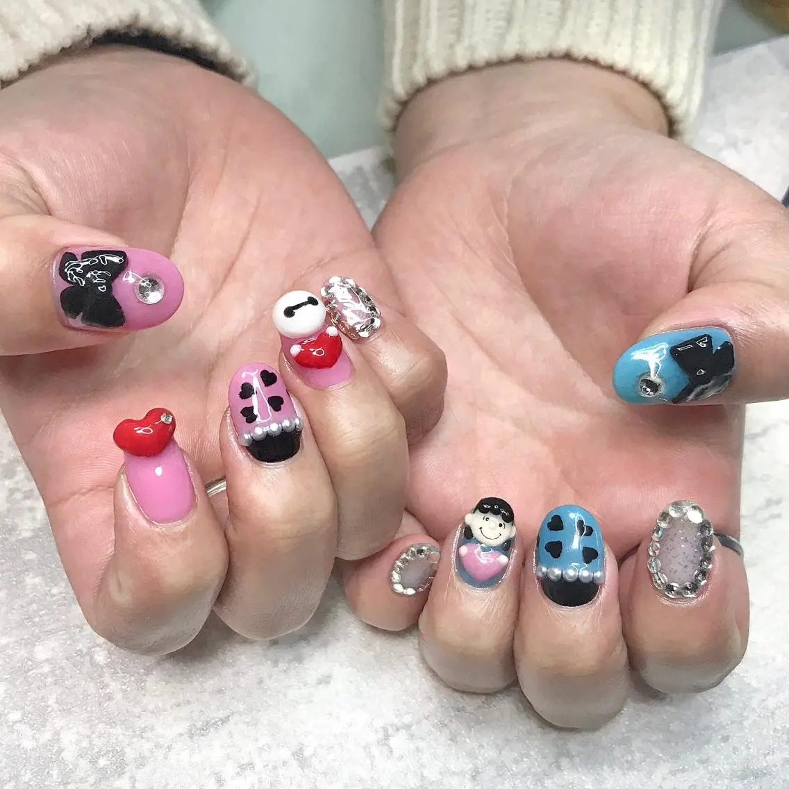 ネイル ハート ワンカラーネイル リボン ステラ marikominoのネイルデザイン