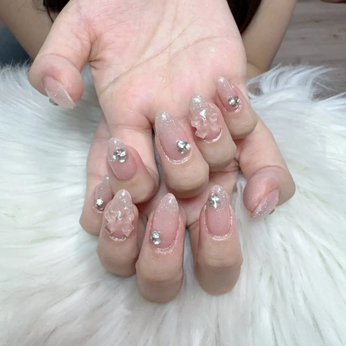 ネイル ハンドネイル 🎀nana🫧 ワンホンネイル🎀のネイルデザイン