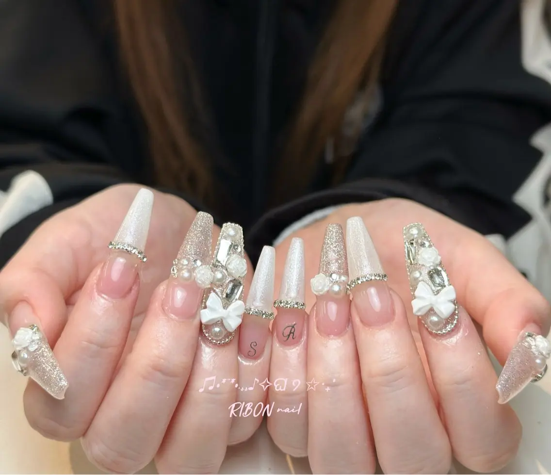 ネイル アートネイル 成人式 長さ出し キラキラネイル ロングネイル RIBON nail 高田馬場のネイルデザイン