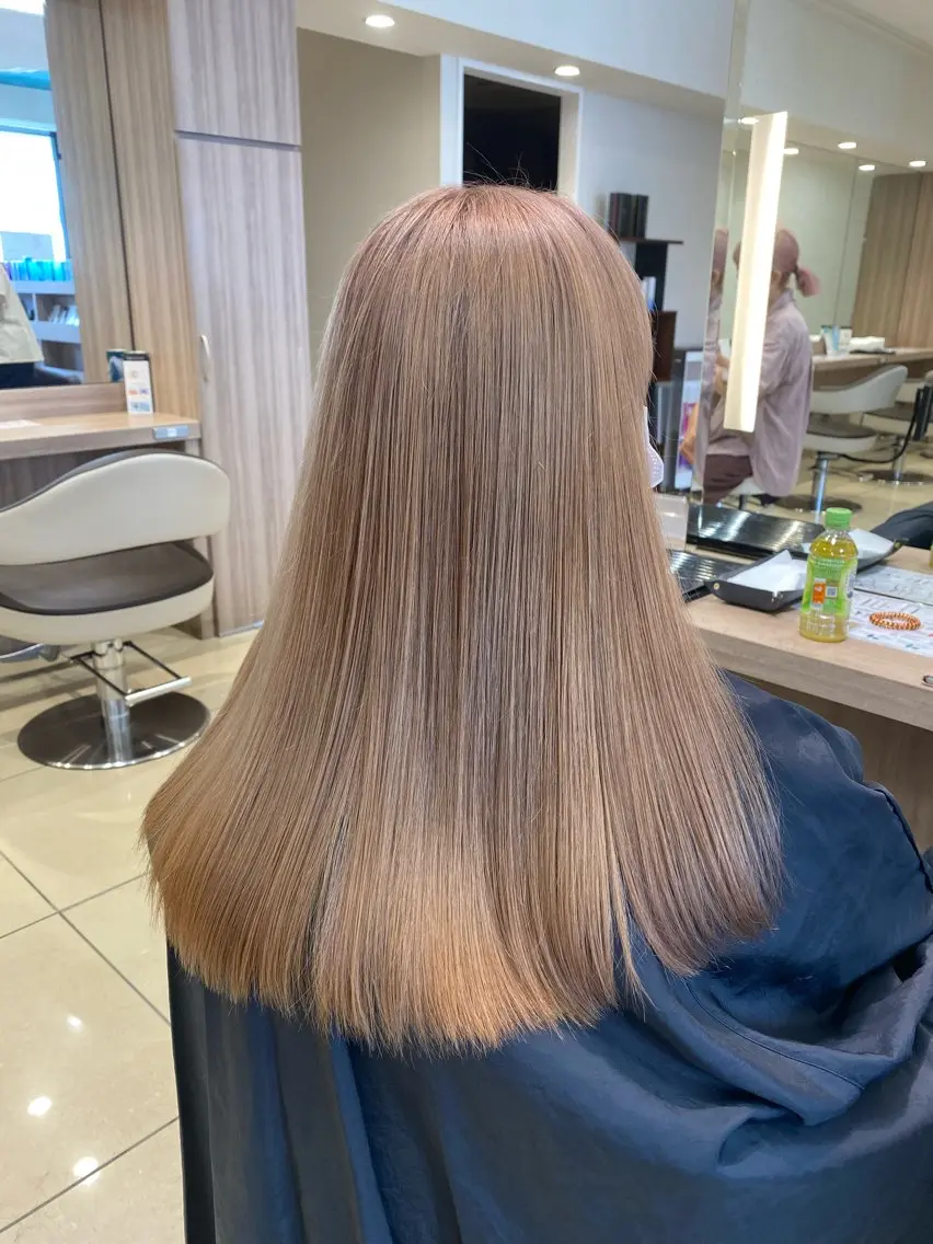 ロング カラー ベージュカラー カット ヘアカラー 透明感カラー/ 松井克樹のヘアスタイル