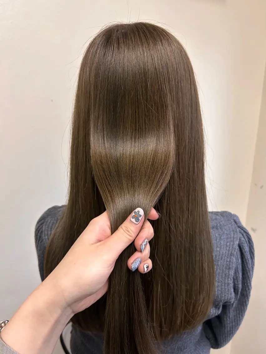 ロング カラー ベージュカラー 透明感カラー オリーブベージュ pifdesign /manamiのヘアスタイル