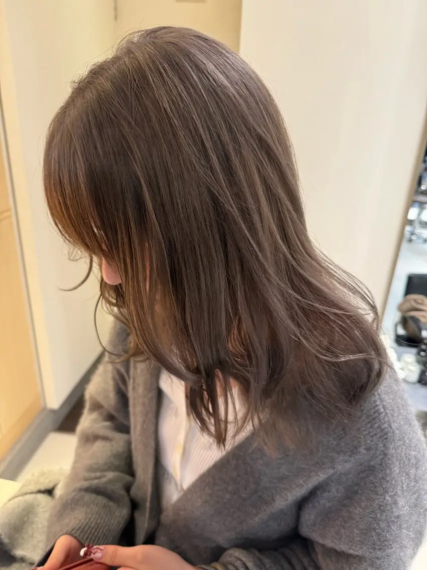 セミロング カラー ヘアアレンジ ダブルカラー オリーブ透明感カラー 表参道/MIKUのヘアスタイル