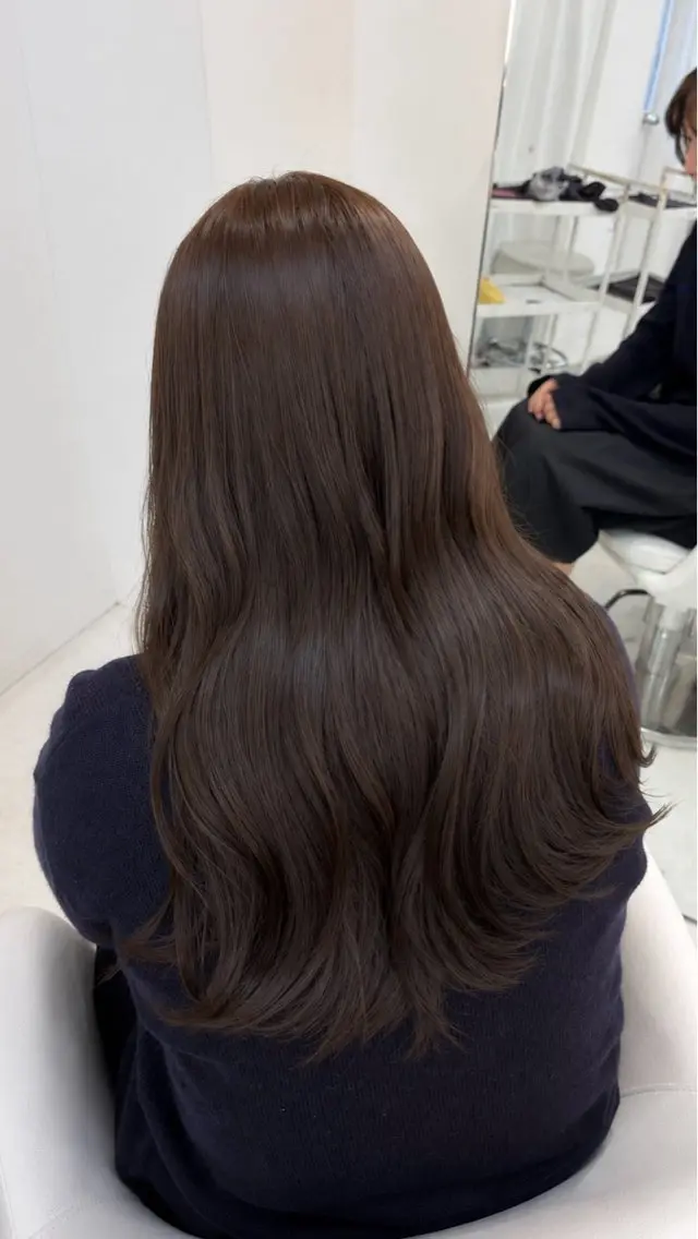 セミロング 縮毛矯正 ヘアカラー トリートメント 米野 寿利奈のヘアスタイル