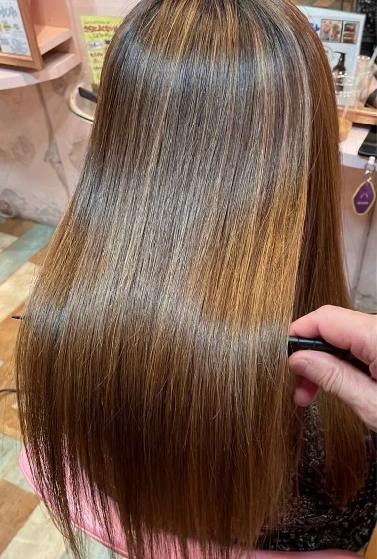 ロング 大川 真矢のヘアスタイル