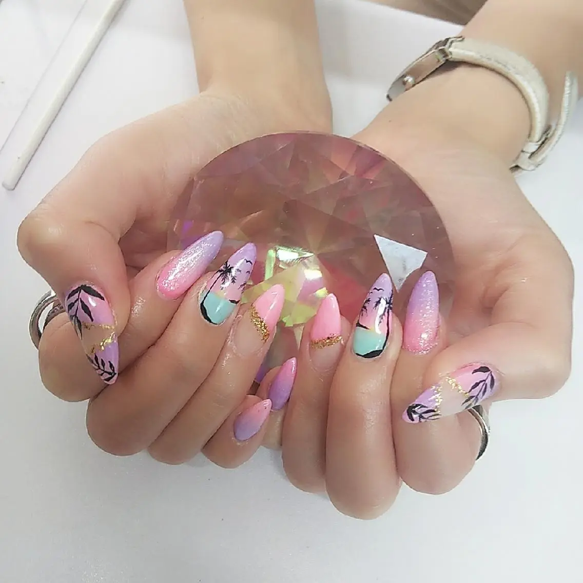 ロング ネイル ハンドネイル れこん ぱんすのネイルデザイン