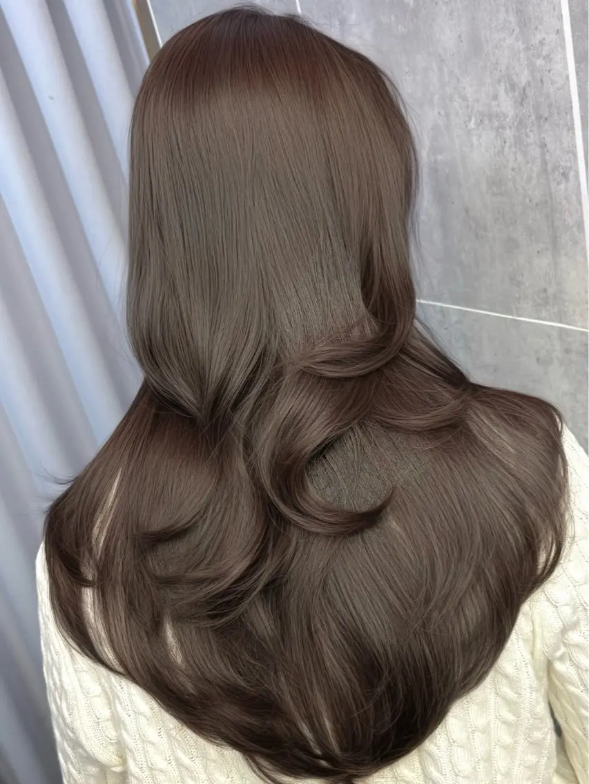 セミロング カラー カット ヘアカラー トリートメント 顔まわりの神様✨ 透明感カラー藤嶋秀幸のヘアスタイル