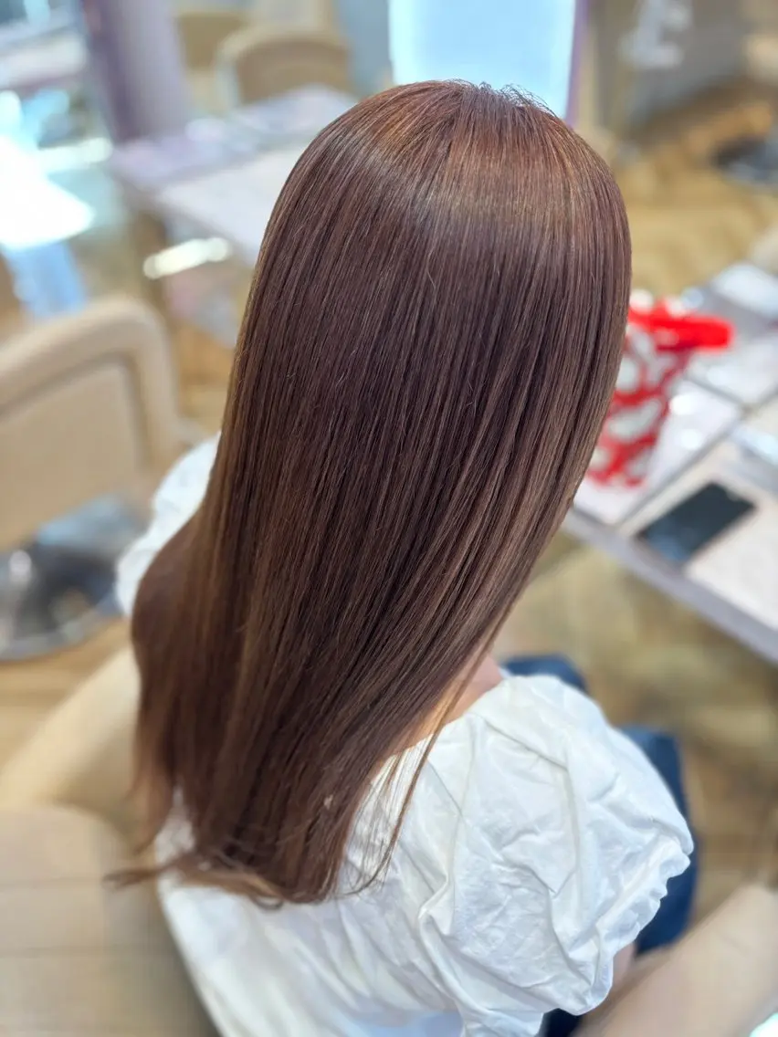 ロング カラー ベージュカラー ブラウンカラー ショコラベージュ 透明感カラー トリートメント ヘアカラー トリートメント 伊藤 愛士のヘアスタイル