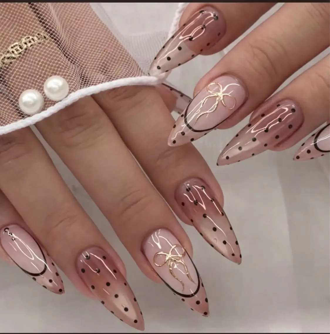 ネイル 韓国ネイル マグネットネイル 持ち込み ハンドネイル Dyo Nail_Royalのネイルデザイン