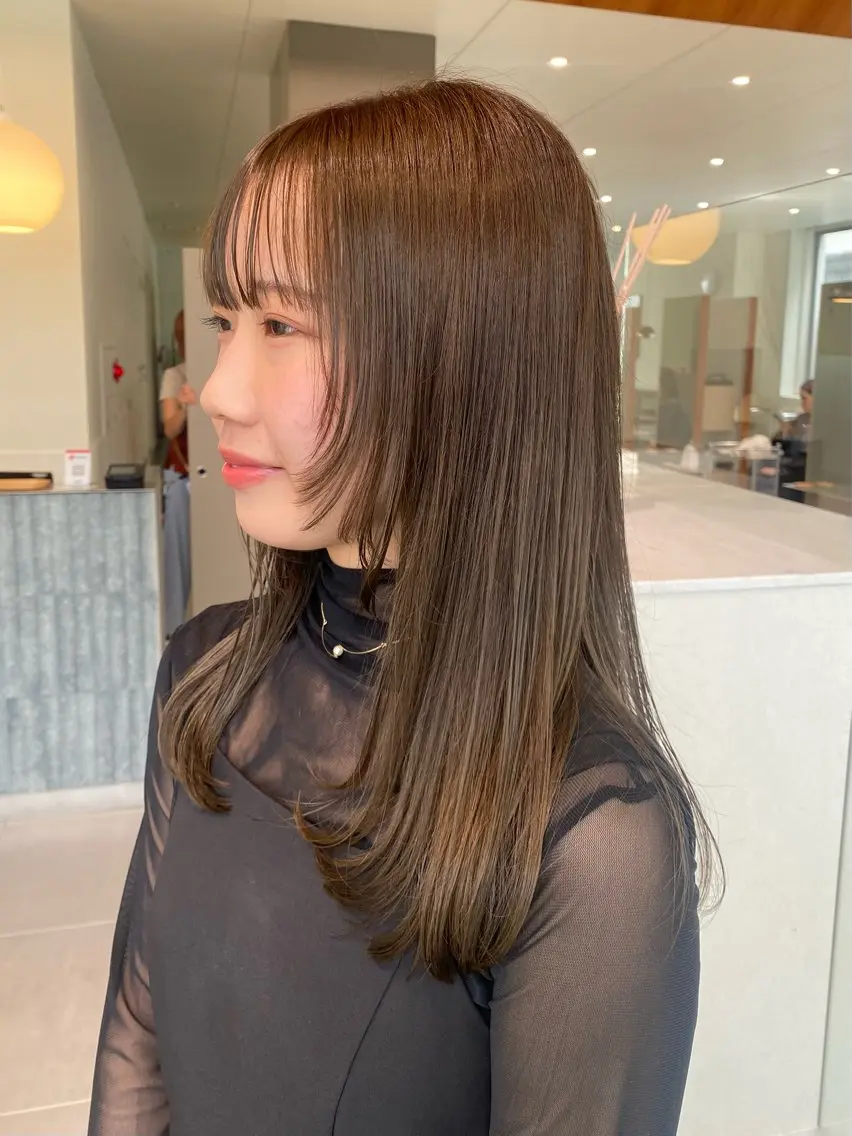 【お仕事帰りに15:00から🙆🏻♀️】小顔カット+透明感カラーの写真