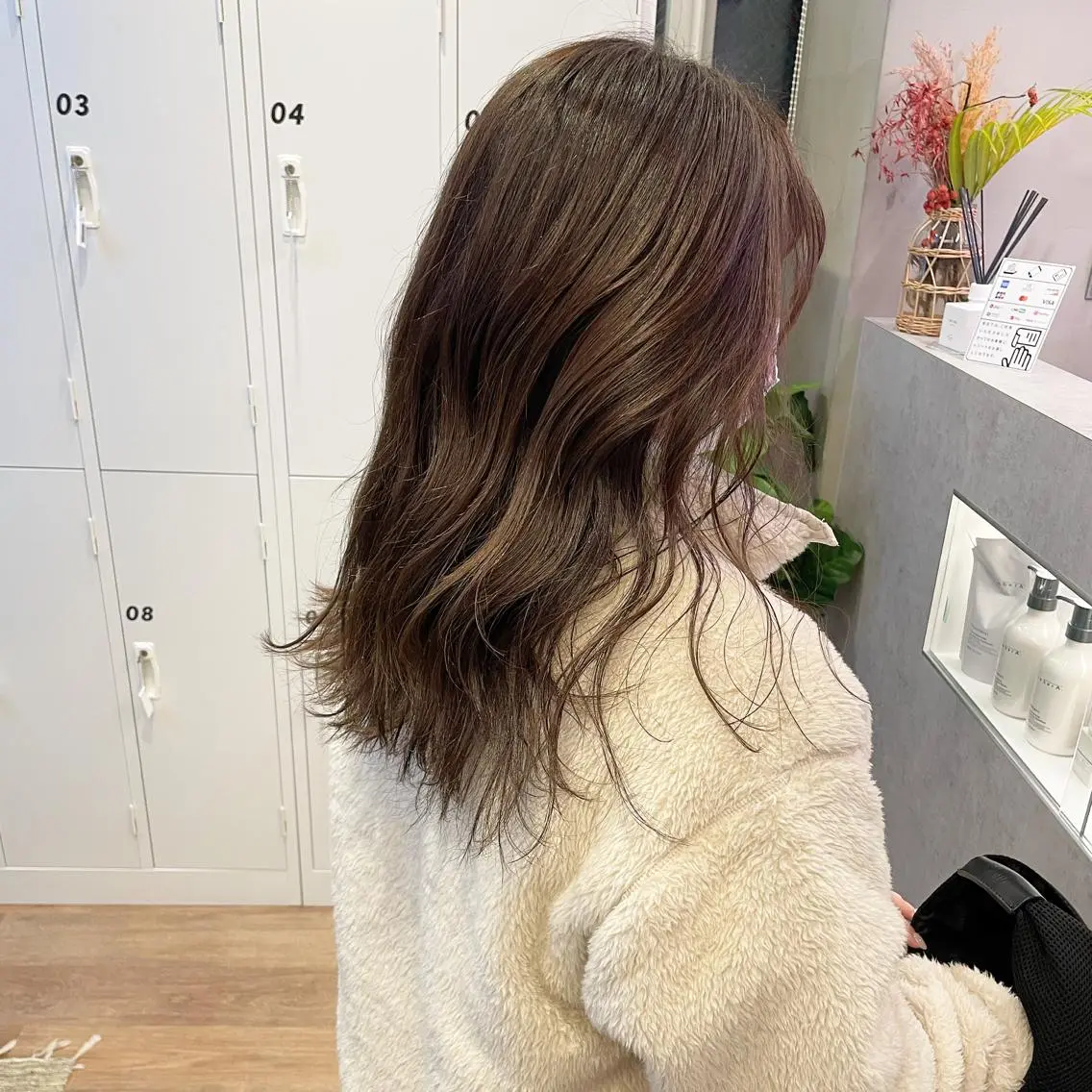 カラー ブリーチ グレージュ ブリーチなしカラー yoshi （髙橋）のヘアスタイル