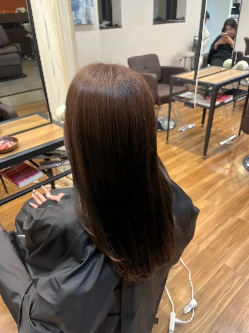ロング 新倉 あかねのヘアスタイル