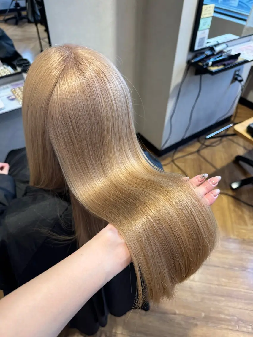 ロング カラー カット ヘアカラー トリートメント Rena/韓国 /ワンホンヘアのヘアスタイル