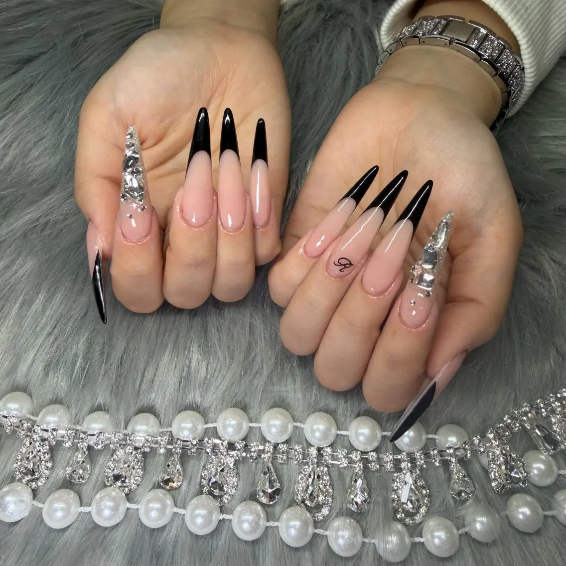 ネイル フレンチネイル ジェルネイル 韓国ネイル ロングネイル マグネットネイル ハンドネイル Nail Salon Growのネイルデザイン