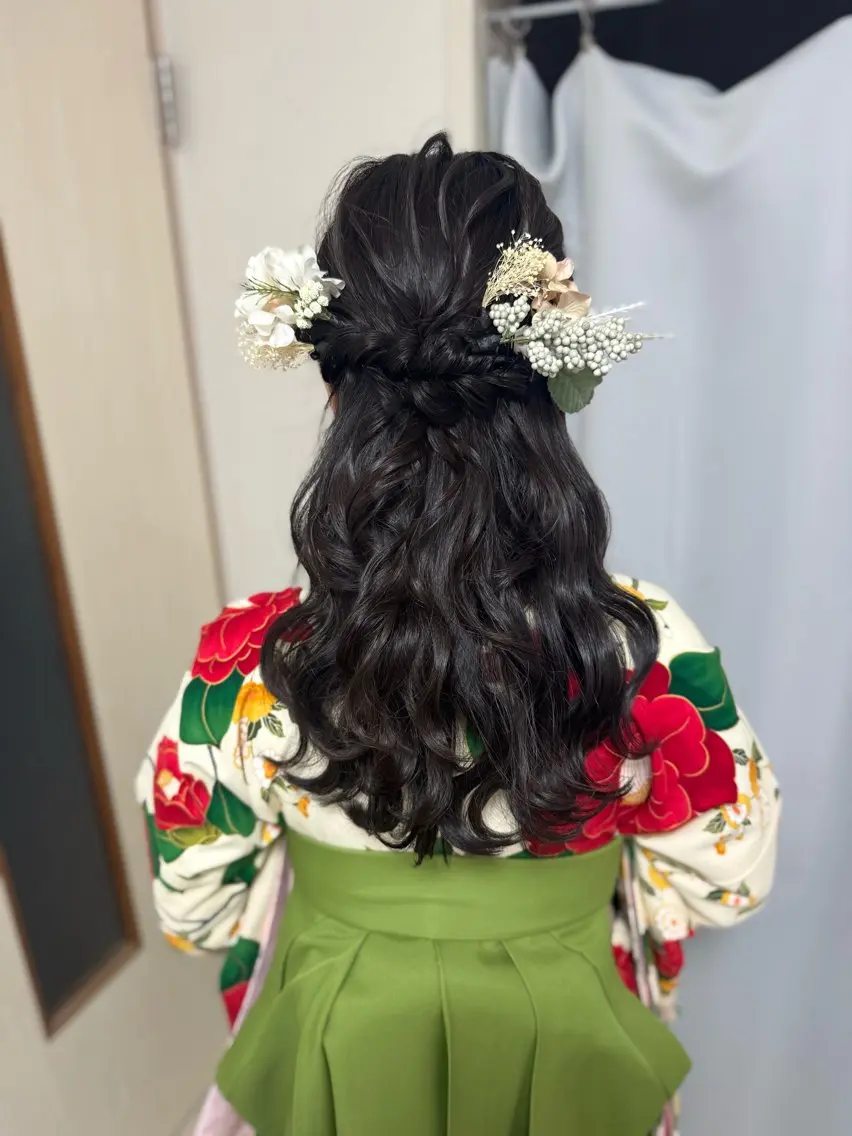 ヘアアレンジ 鷲見 望のヘアスタイル