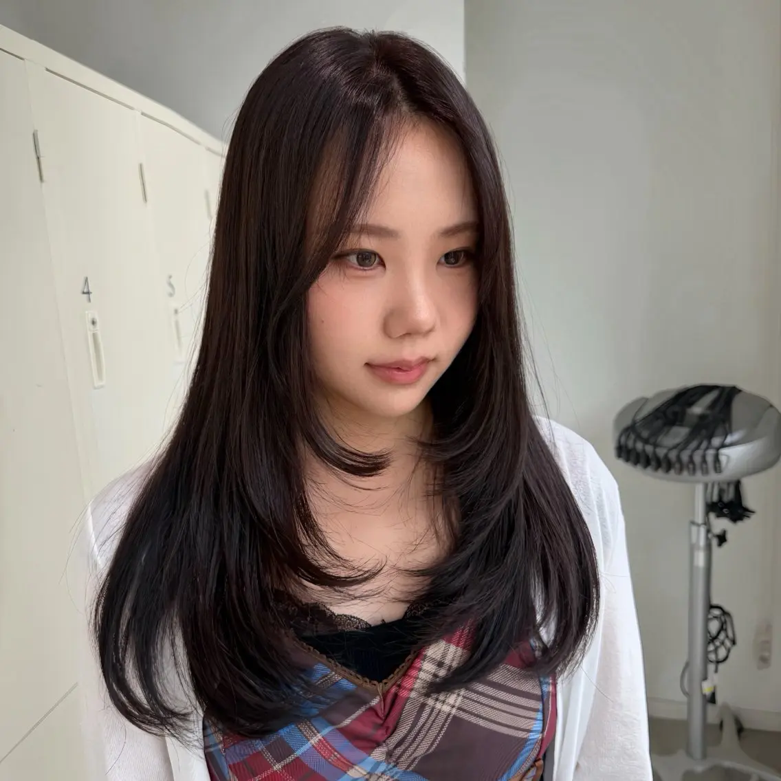 ロング カラー ブラウンカラー チョコレートブラウン レイヤーカット カット ヘアカラー トリートメント EIGHT　樹梨 ／韓国ヘア🇰🇷のヘアスタイル