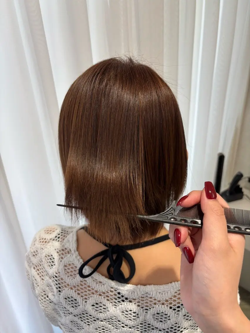 吉荒 璃子のヘアスタイル