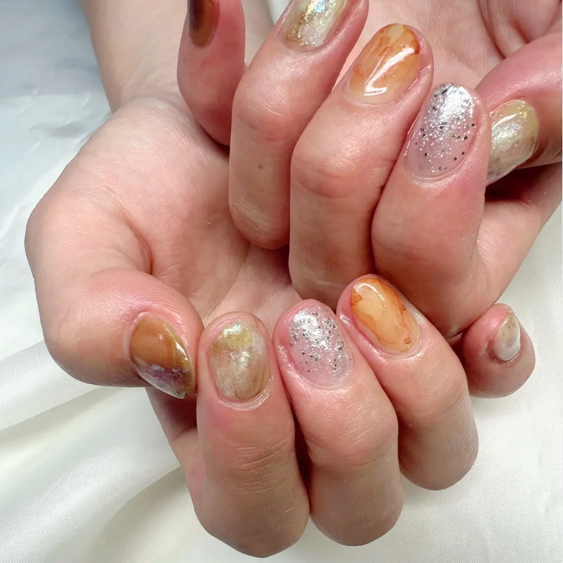 ネイル オーロラネイル クリアネイル 氷ネイル・うるうるネイル 韓国ネイル ニュアンスネイル 🪞KAPE NAIL 🪞のネイルデザイン