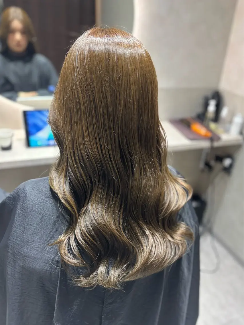 セミロング カラー カット ヘアカラー トリートメント 川崎のカラー職人🥣 kentaのヘアスタイル