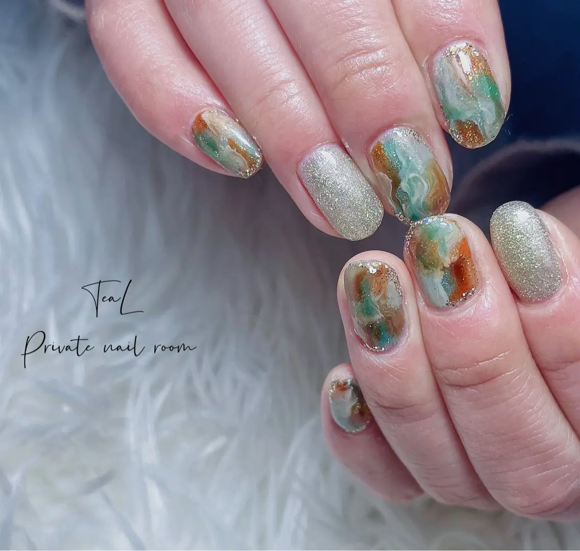 ネイル ニュアンスネイル 冬ネイル TeaL nailのネイルデザイン