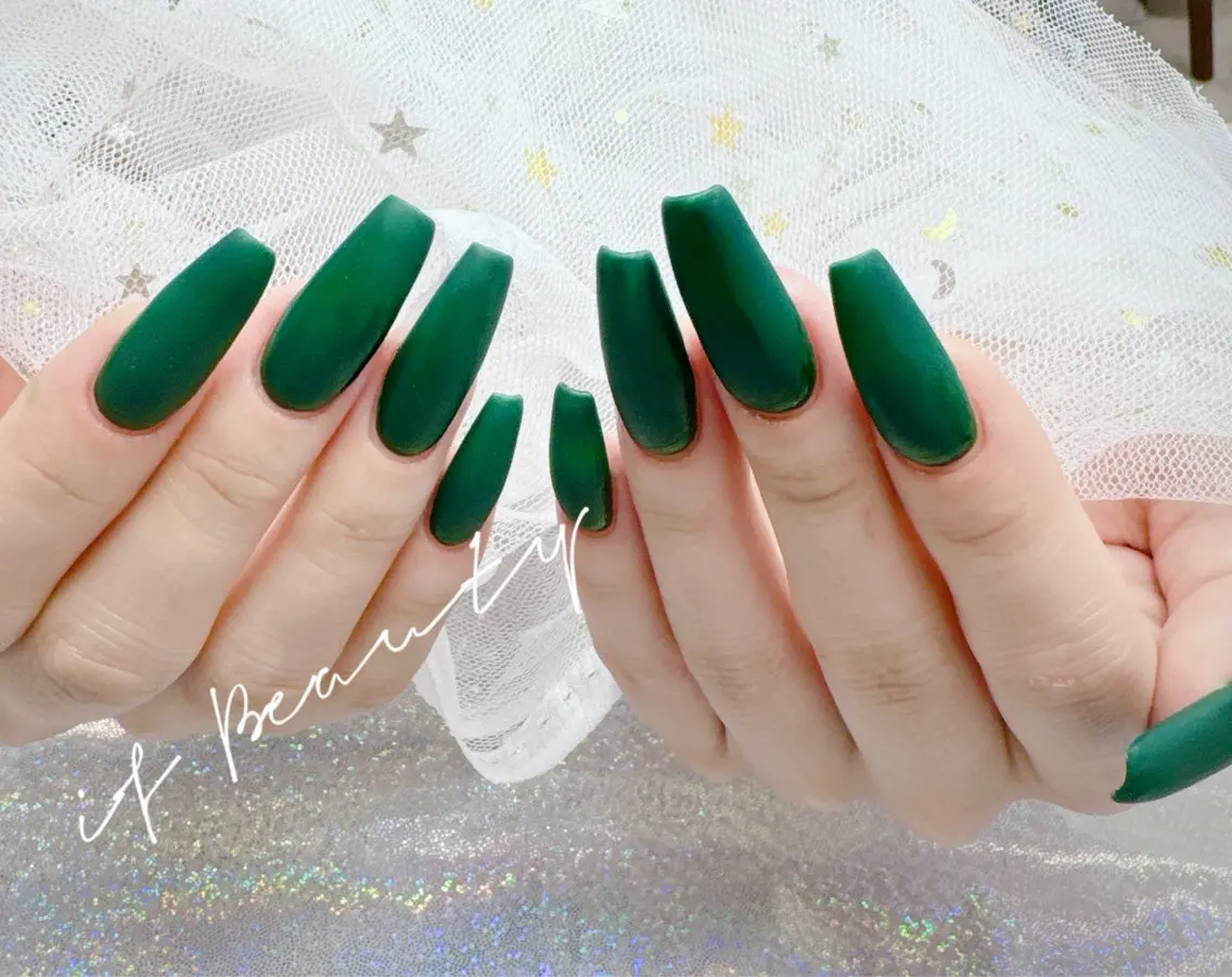 【チップ長さだし】ワンカラー／ラメグラデーション💅の写真