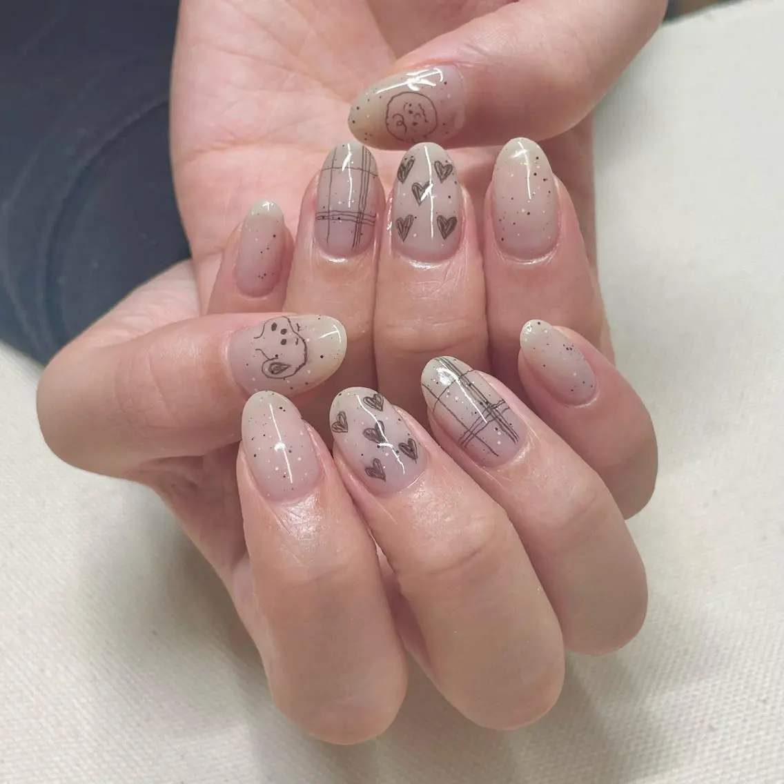 ネイル ハンドネイル reika .のネイルデザイン