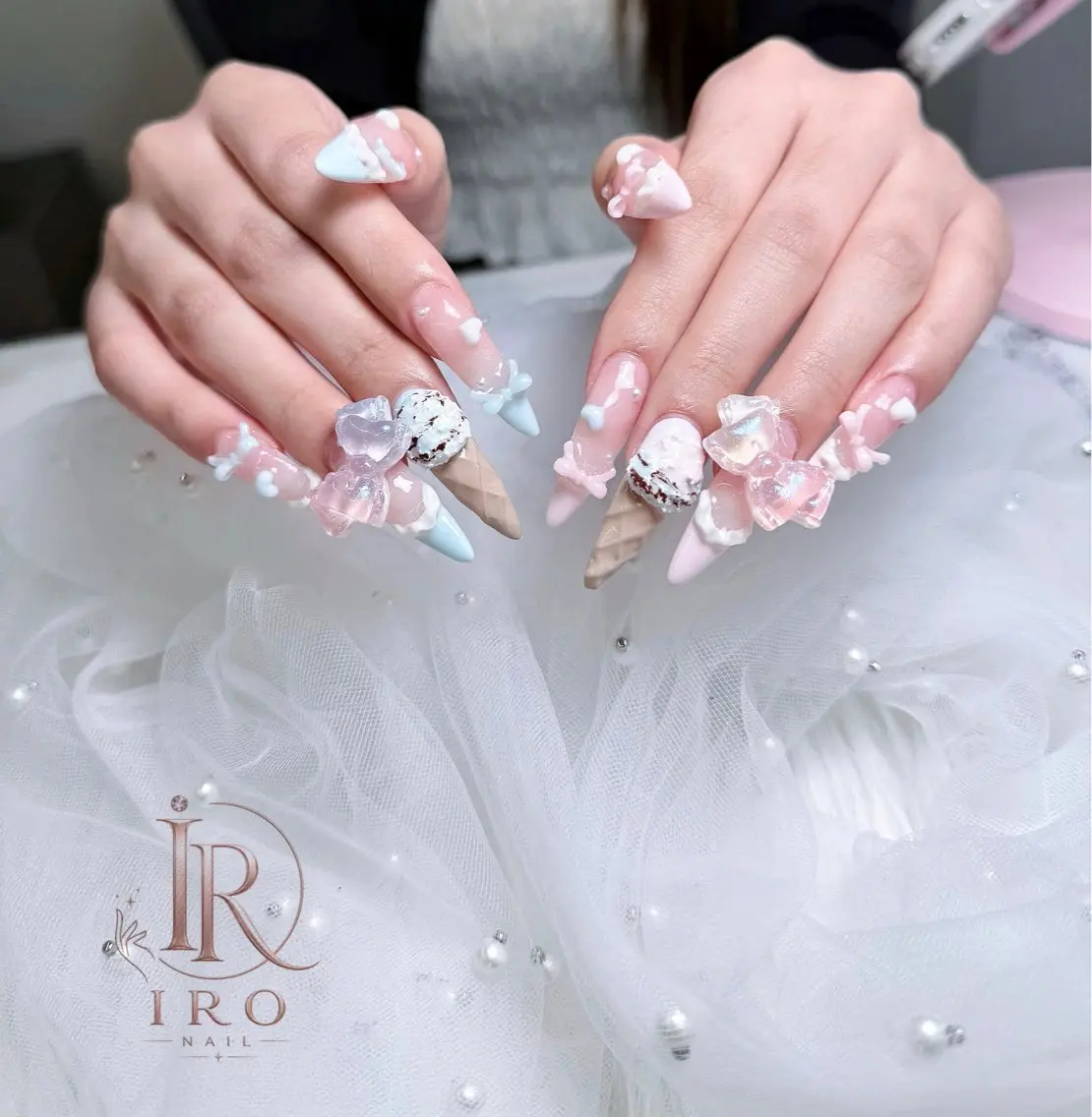 ネイル ハンドネイル IRO Nail Studioのネイルデザイン