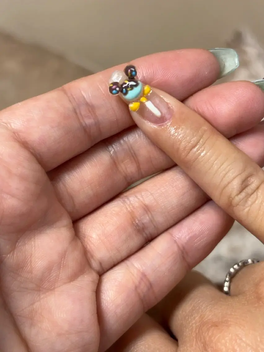 ネイル Lino nailのネイルデザイン
