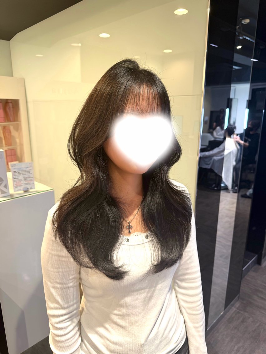 ロング 韓国風ヘア レイヤーカット カット momo🎀韓国レイ ヤー・ハイトーンのヘアスタイル