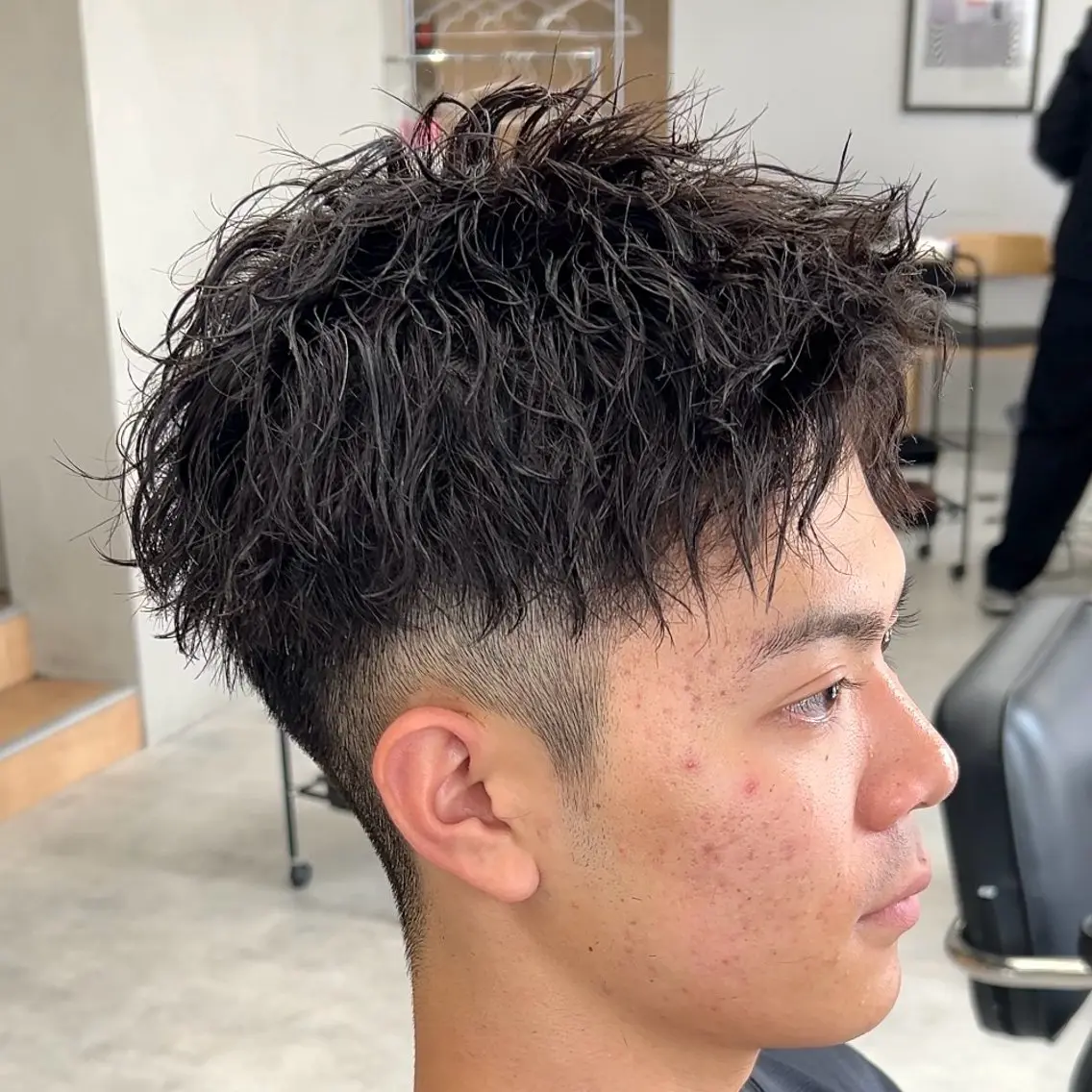 ショート パーマ メンズ メンズパーマ メンズショート ツイストスパイラルパーマ ショートヘア スパイラルパーマ カット パーマ メンズパーマ/ 新潟駅/佐藤裕のヘアスタイル
