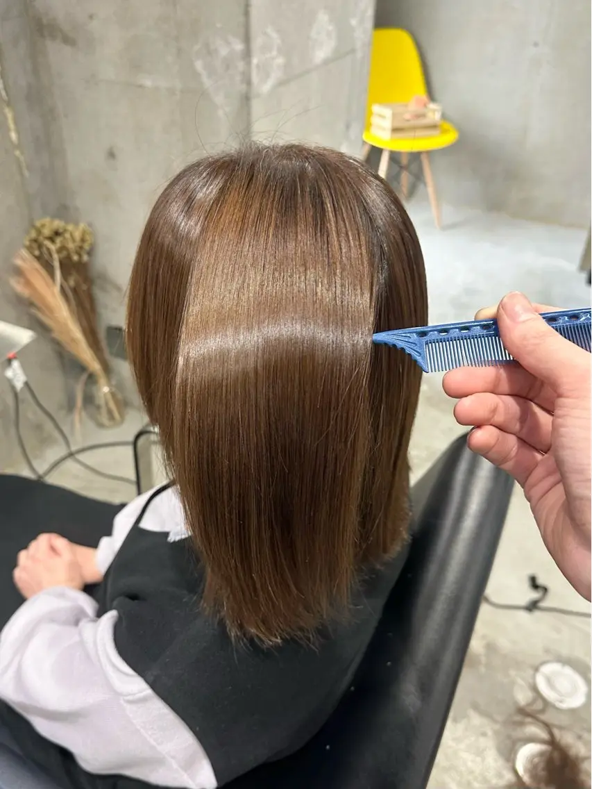 【ダメージ最小限】髪ドラ矯正×集中ケアトリートメント付🌼の写真
