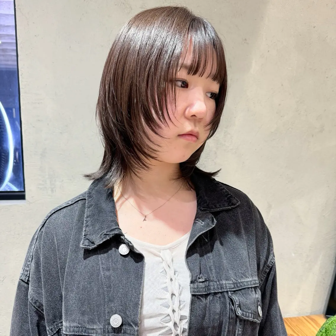 セミロング カラー ヘアアレンジ ブラウンカラー チョコレートブラウン ウルフカット カット ヘアカラー トリートメント ボブ×柔らかいカラー 🌷misaki𓍼のヘアスタイル