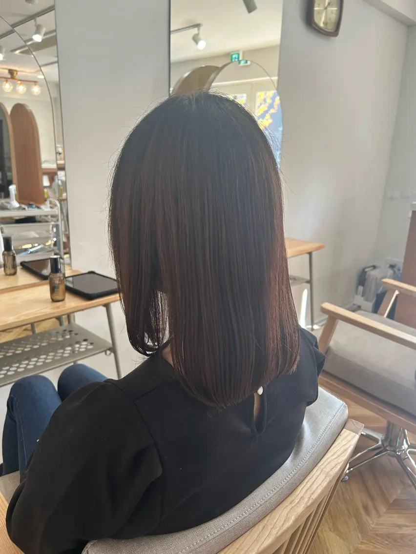 セミロング カット 櫻井園子🌸 縮毛矯正のヘアスタイル